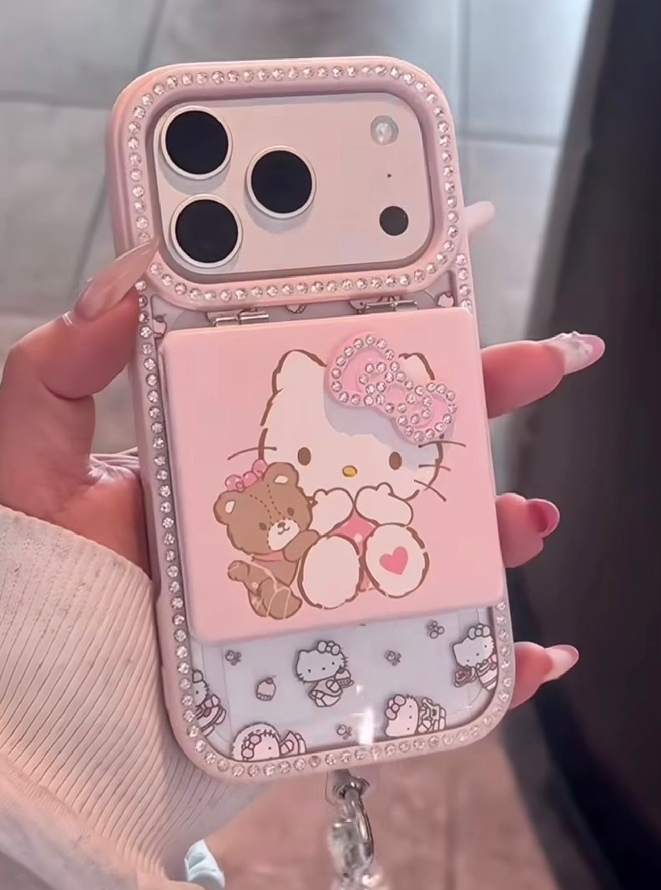 Premium Diamond Vanity Hello Kitty Bow Case